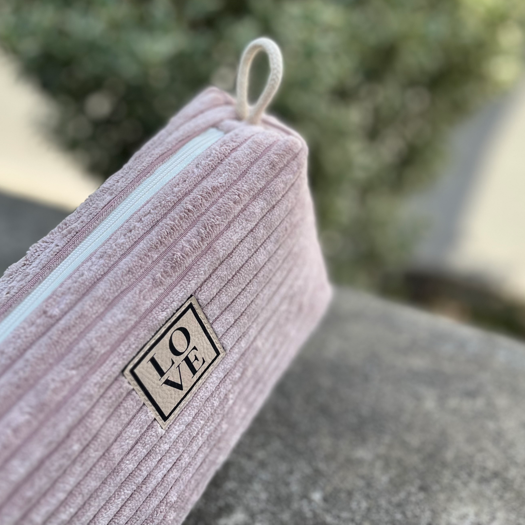 Kosmetiktasche "Fiby Soft" LOVE altrosa aus Samt-Cord richtig edel und kuschelig weich FibyS102