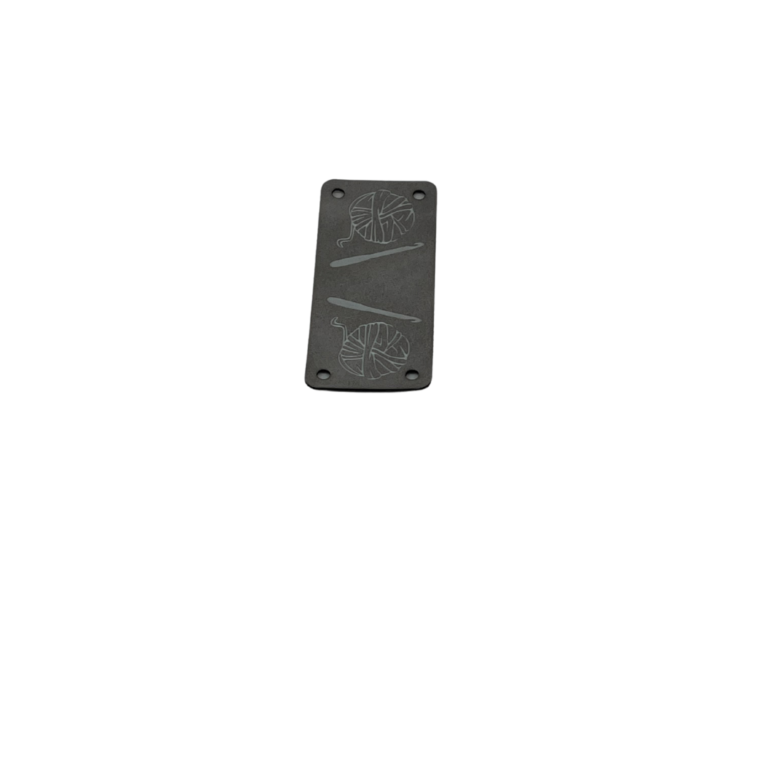 Aufnäher Label KL4 „Häkeln Wolle“ Kunstleder Knicklabel