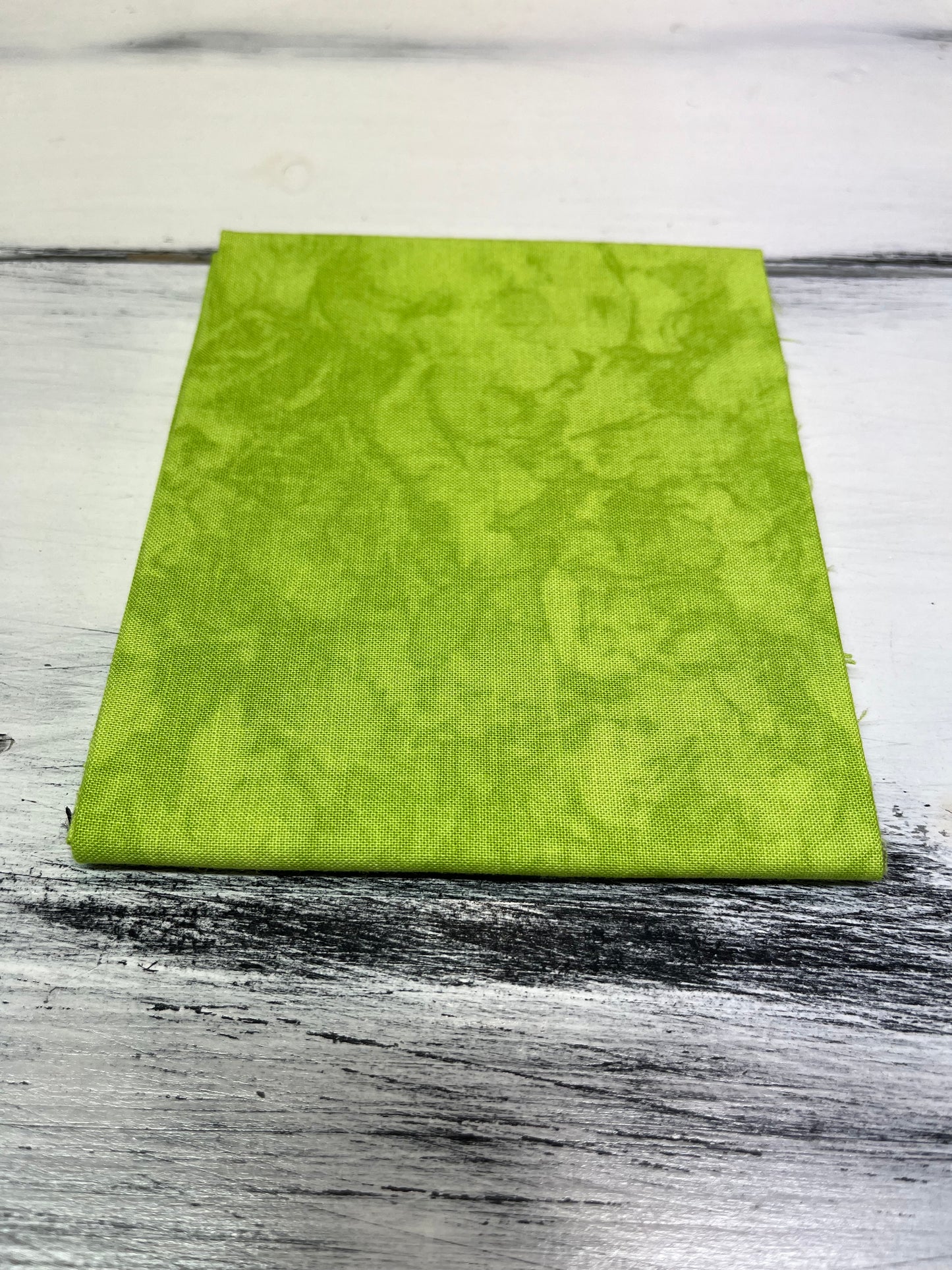 Baumwolle Michael Miller "Krystal" mittelgrün Zuschnitt 55 x 45 cm