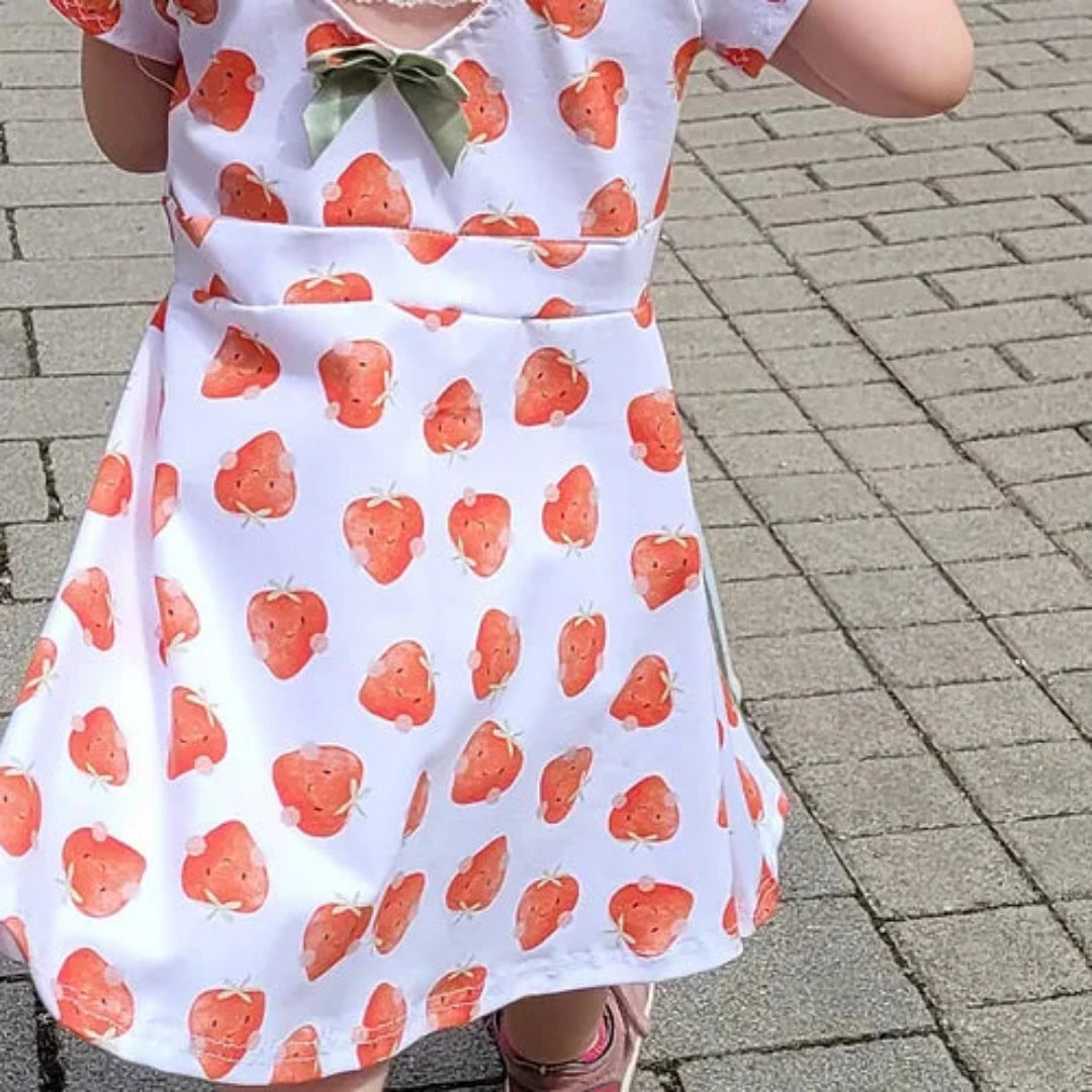 Tante Emmas Nähladen Schnittmuster Papier Kleid "Helena" Mädchen