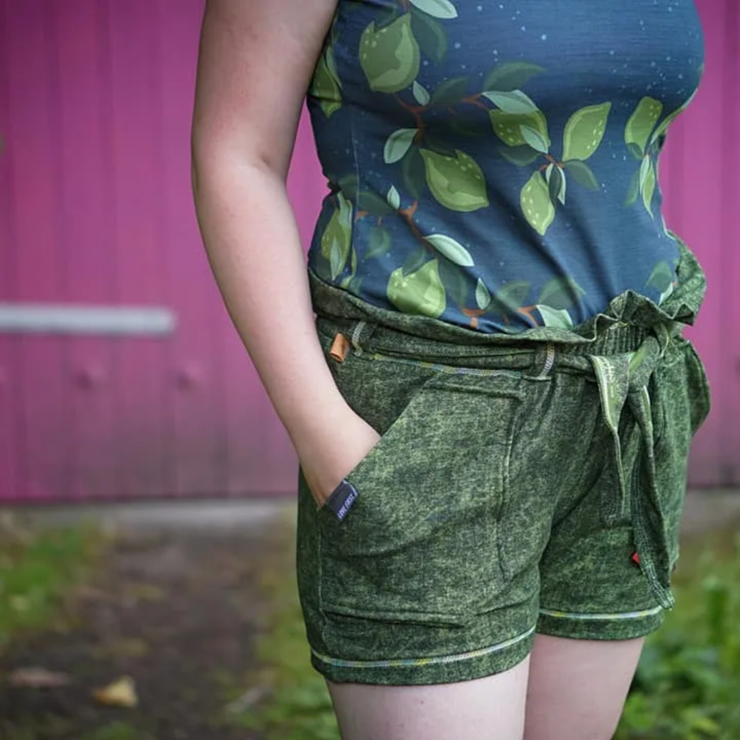Tante Emmas Nähladen Schnittmuster Papier "Emmas Damenshorts"