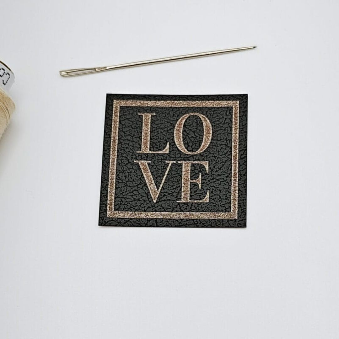 Tate Emmas Nähladen Kunstlederlabel „LOVE"