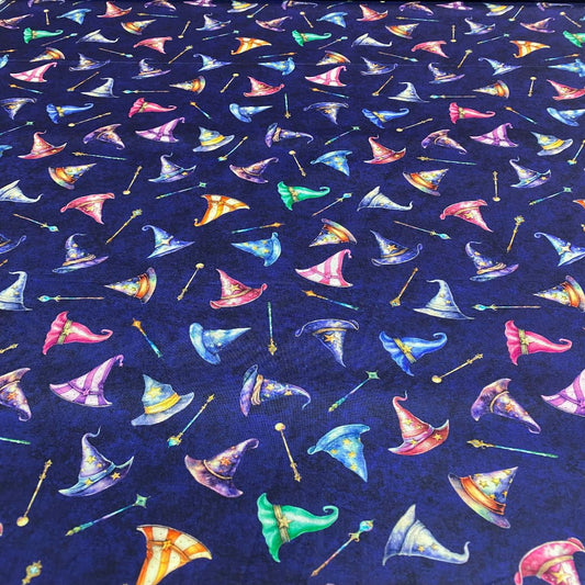 QT-Fabrics "LIL WIZARDS" Zauberhut 60-8328