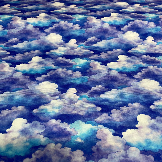 QT-Fabrics "LIL WIZARDS" Wolken 60-8329